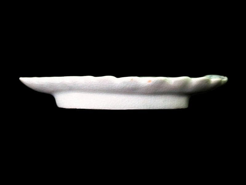 古伊万里　染付　草花紋の図　巻貝型変形皿　D852AS-fbpv