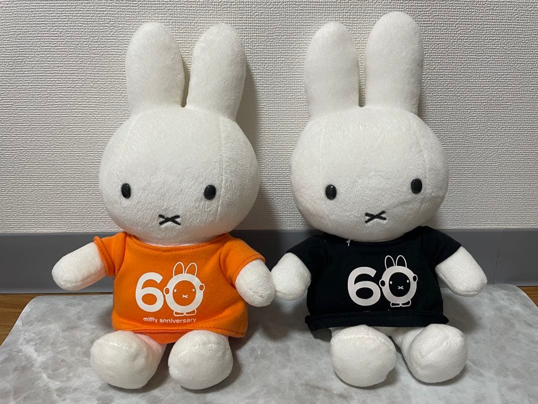 ミッフィー　60周年　60th オレンジ　ブラック　ぬいぐるみ　2点セット