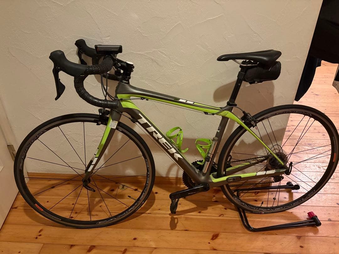 TREK DOMANE 4.1 ロードバイク 自転車