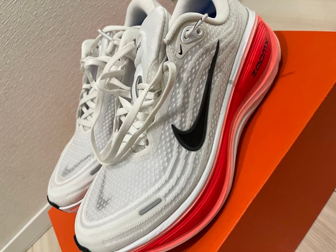 nike ナイキ ボメロプラス　24.5