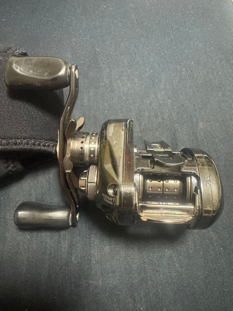 Daiwa STEEZ LIMITED SV 105XH ベイトリール