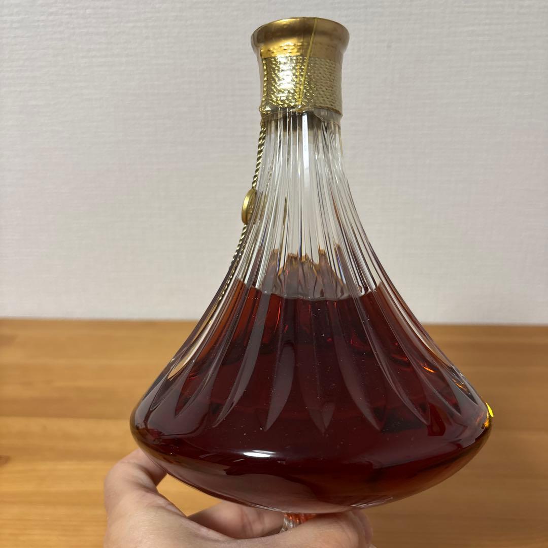 カミュ トラディション バカラ クリスタル　700ml 40% 未開封