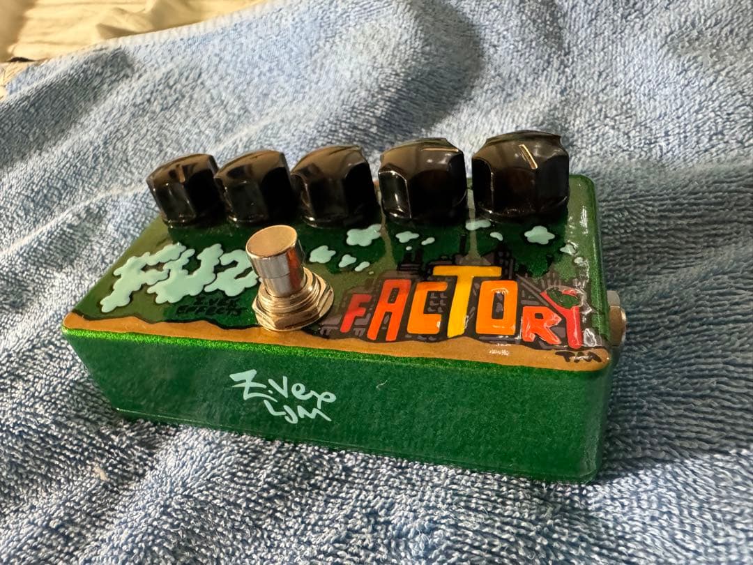Z.VEX Fuzz Factory（ハンドペイント）