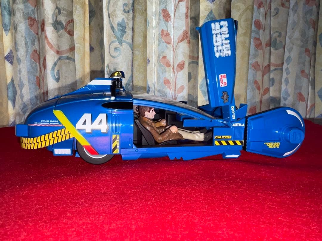Ｙ*Ｏ様 ★　ブレードランナー ポリススピナー　搭乗フィギア(リックとガフ)2体