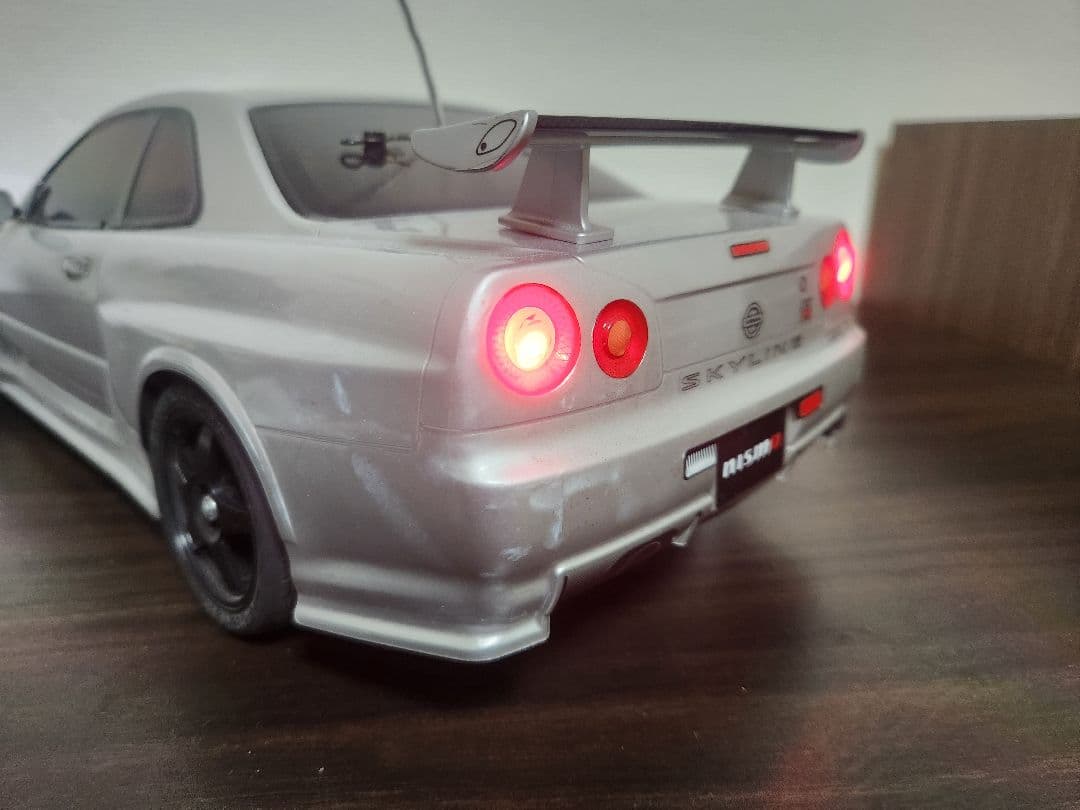 マ*コ様 ニスモ スカイライン GT-R R34 ボディ付