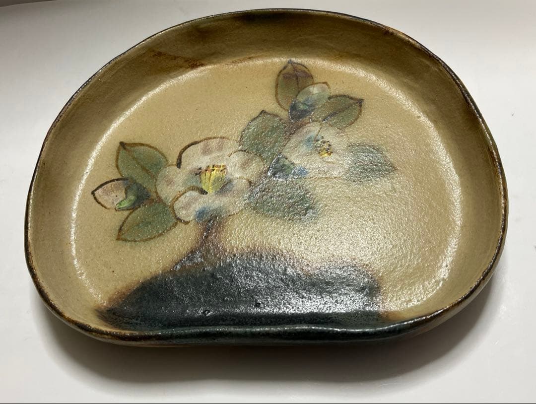陶芸作家 益子焼 杉本浩太郎 作品 絵皿 白椿
