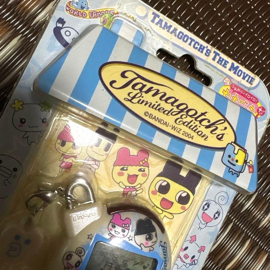 ✨❣️超レア❣️✨たまごっち✨ユニクロ✨UNIQLO✖️BANDAI コラボ✨限定品