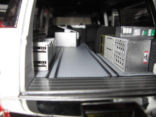ホットウィール　全開閉　1/18 ゴーストバスターズ ECTO-1 ELITE