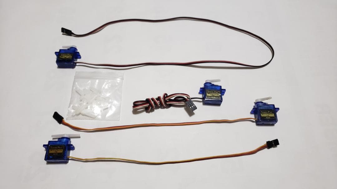 大型 セスナ機 硬質発砲製 動力ユニット、サーボ付　新品未組立品
