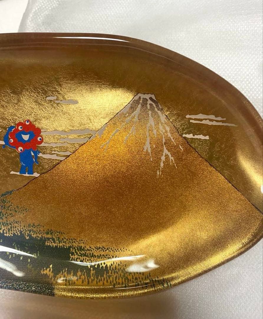 ミャクミャク × 北斎　箔一 金沢金箔 小皿 富士山 箱付き