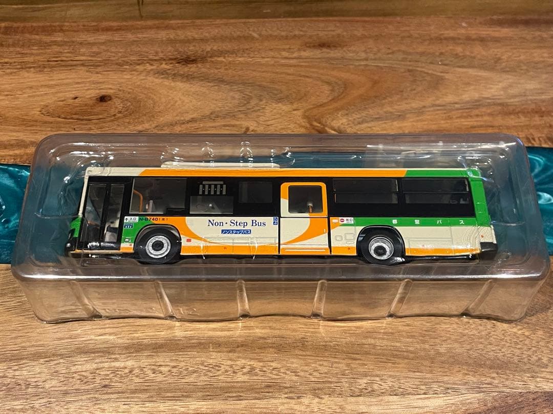トミカリミテッドビンテージネオ　LV-N139gいすゞエルガ(東京都交通局)