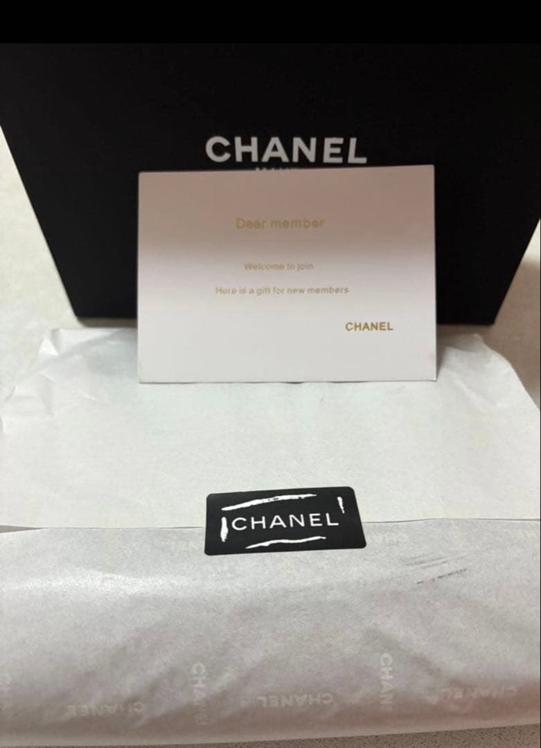 CHANEL ブラック キルティング バッグ　シャネル　ショルダーバッグ
