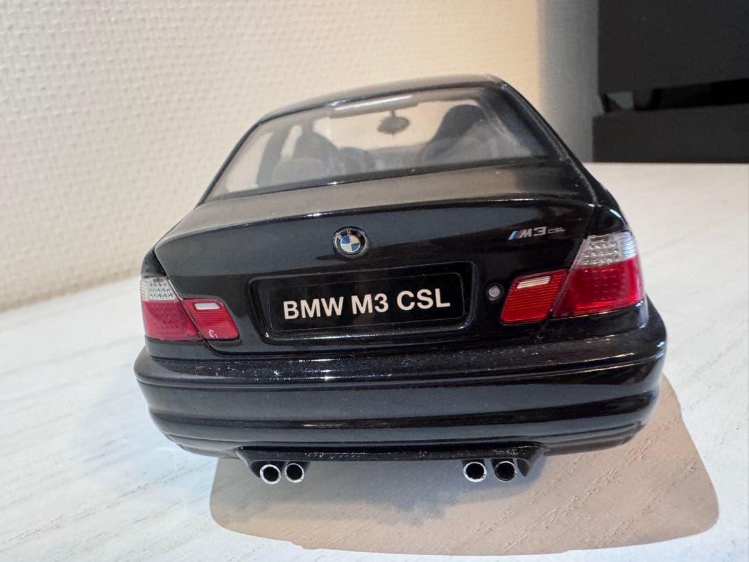 M3 CSL ミニカー 1/18スケール 黒