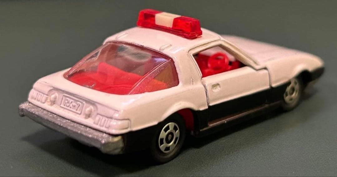 トミカ マツダ サバンナ RX-7 パトロールカー 2台セット