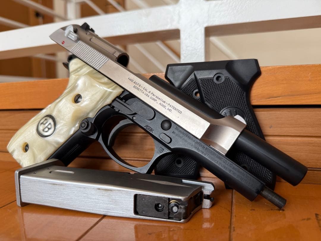 WA ベレッタ M92FS アルタモント ホワイトパールグリップ ガスガン