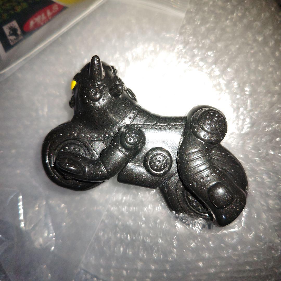 PILLS TOY　夢幻ロボット　人造人間　黒　ソフビ