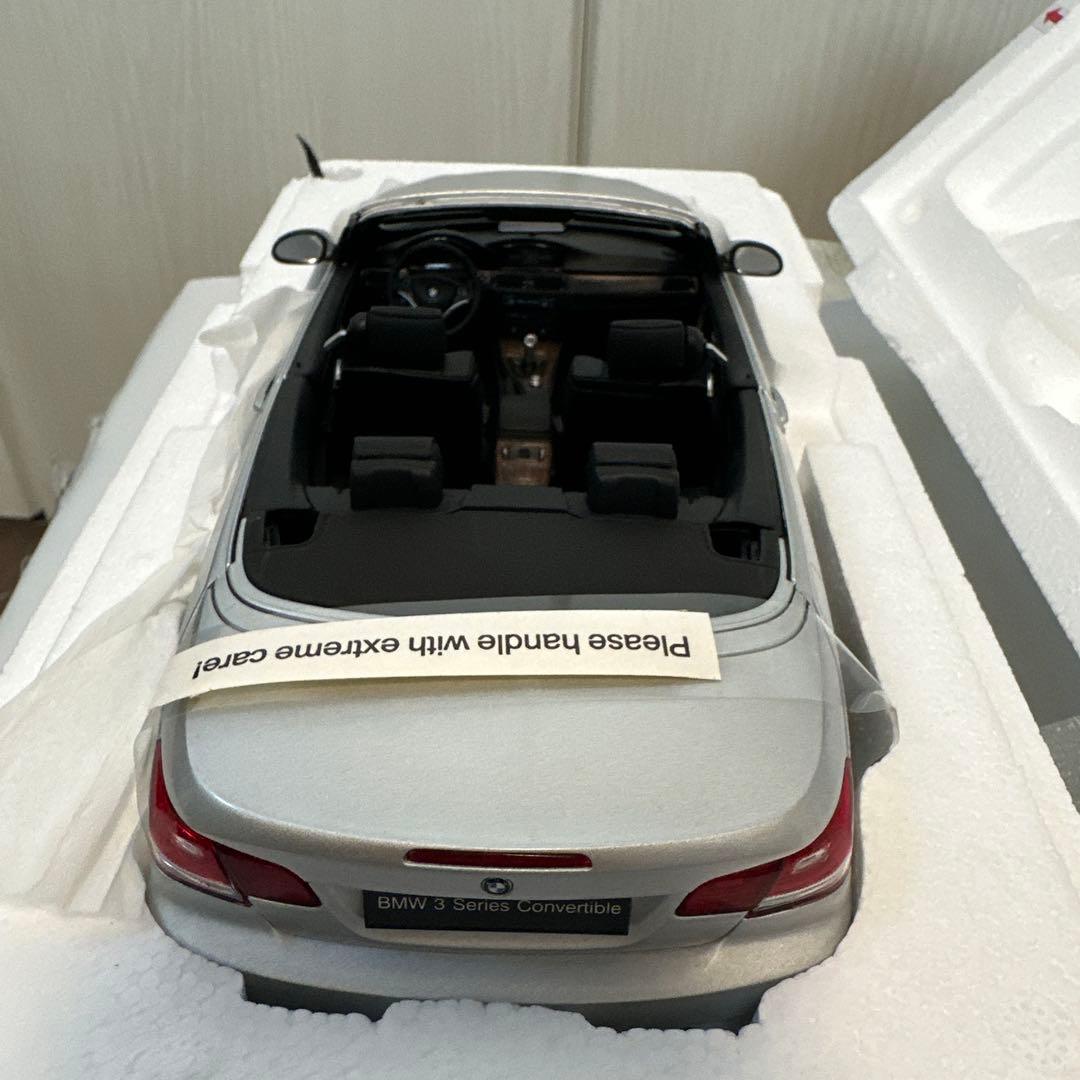 ミニカー KYOSHO 1:18  335i Convertible