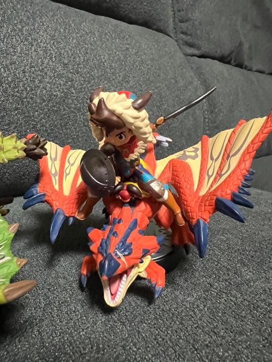 モンハンamiiboリオレイア & シュヴァル 隻眼のリオレウス&ライダー