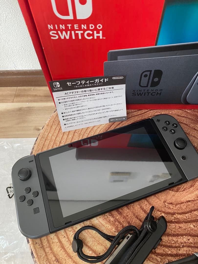 Nintendo Switch ニンテンドースイッチ本体　グレー③