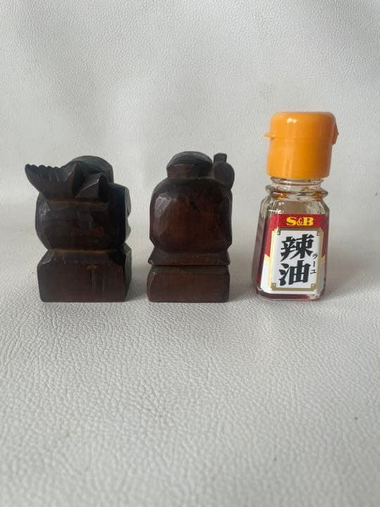 ウンフィア祠に祀られた 大黒様 恵比須様 祠 神棚 木彫刻 縁起物 小ぶり