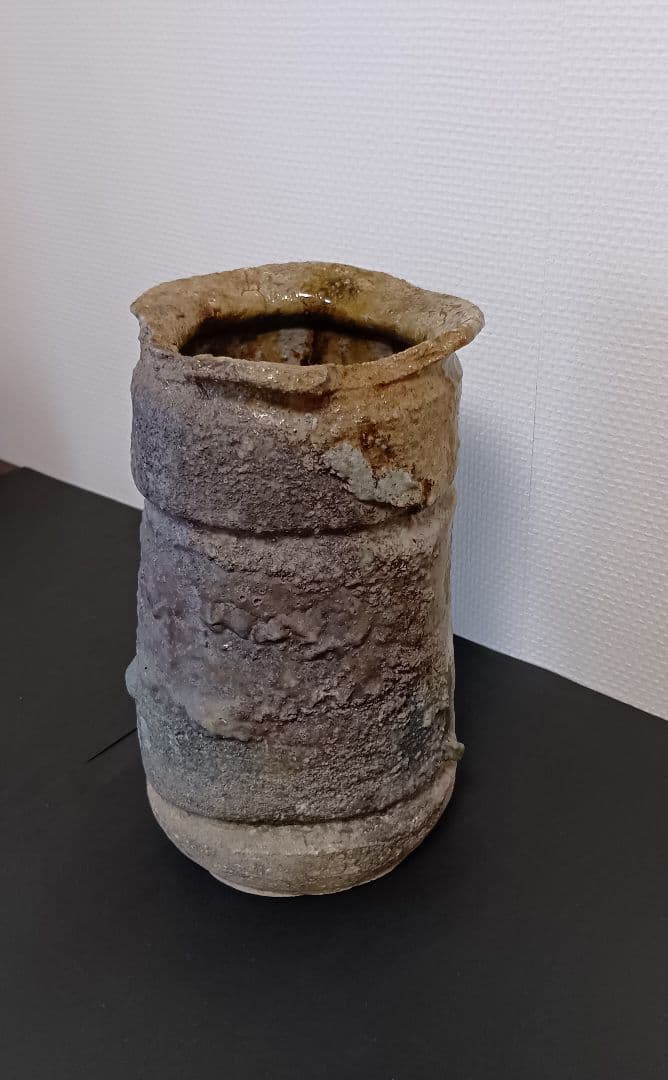 【茶道具】花入れ 信楽焼 杉本貞光 作