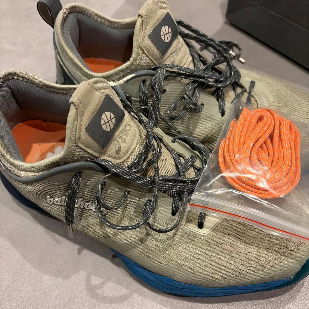 ASICS ballaholic バスケットシューズ 25.5㎝　替え紐、外箱付