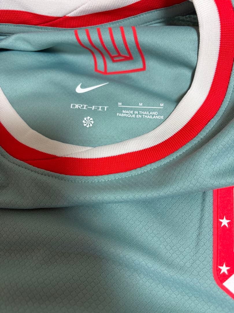 アトレティコマドリード　ユニフォーム　ナイキ　Tシャツ アトレティコ　マドリー