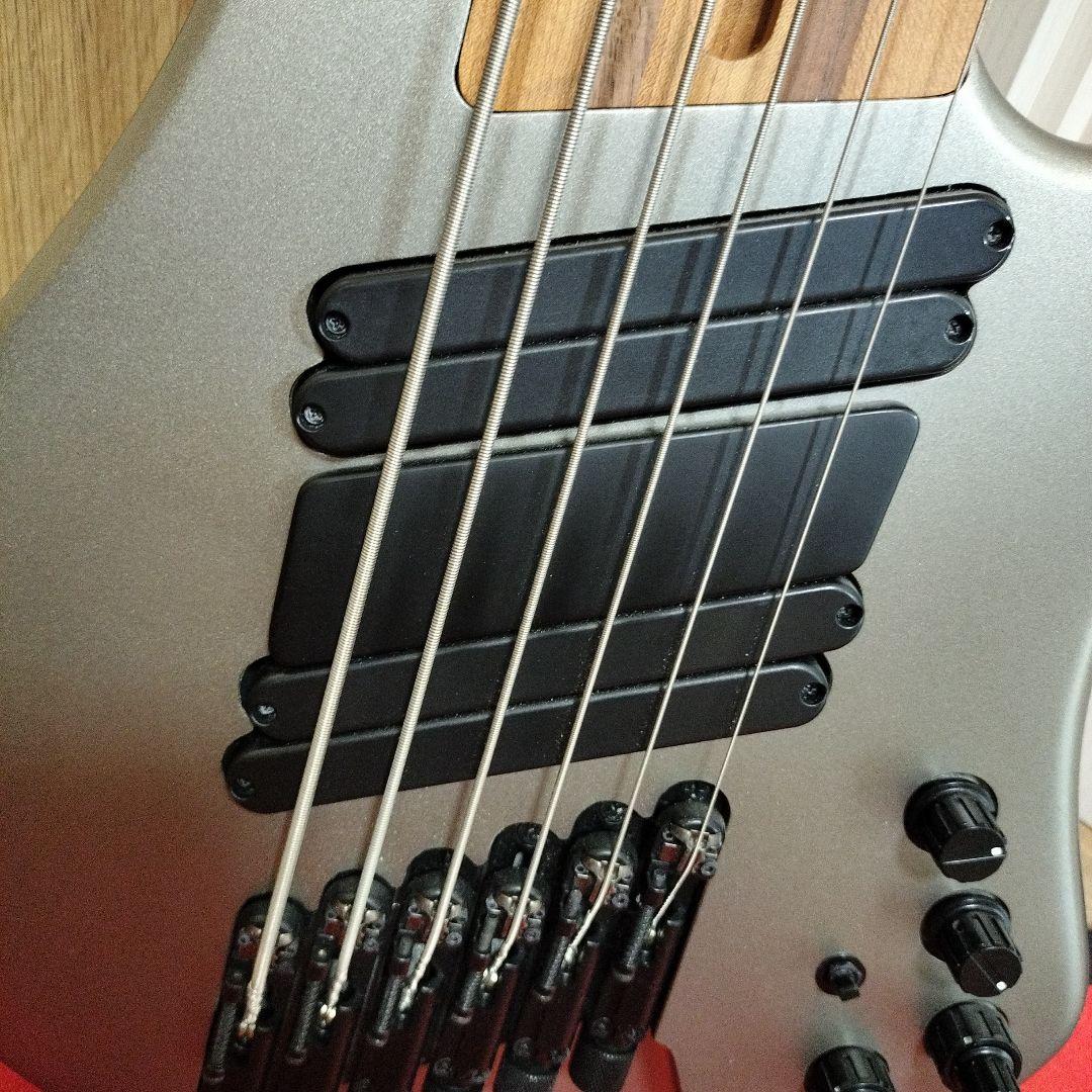 belwoodkenIbanez EHB1006MS