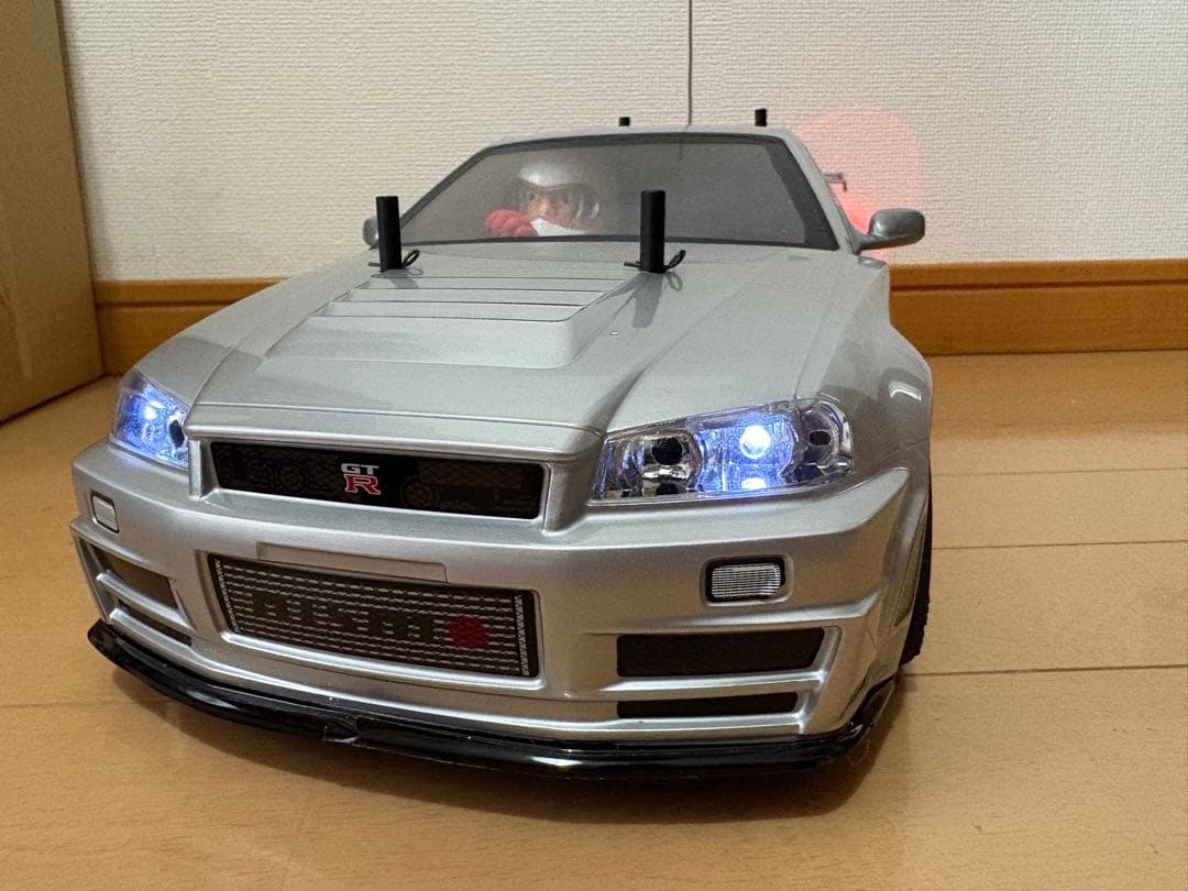 タミヤ 1/10電動RC 4WD R34 GT-R TT-01 現状品