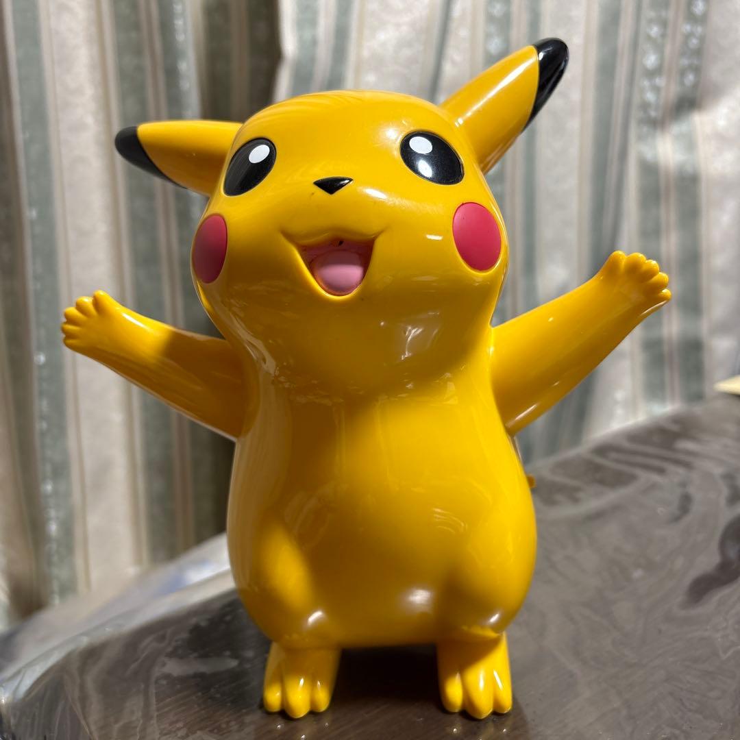 ピカチュウ フィギュア 音声機能付き
