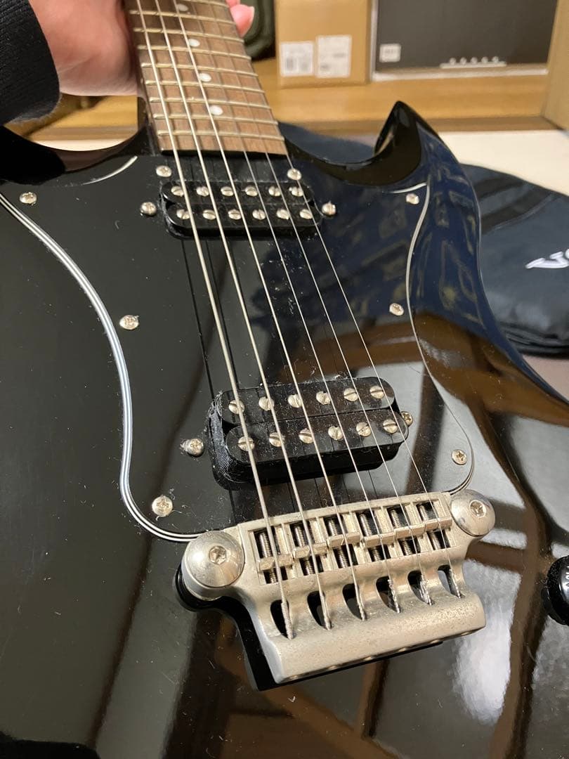 【美品】【人間工学に基づいて】【弾きやすいように設計】VOX SDC-22