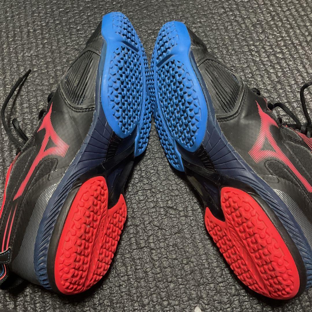 Mizuno Wave Lightning Z6 バドミントンシューズ