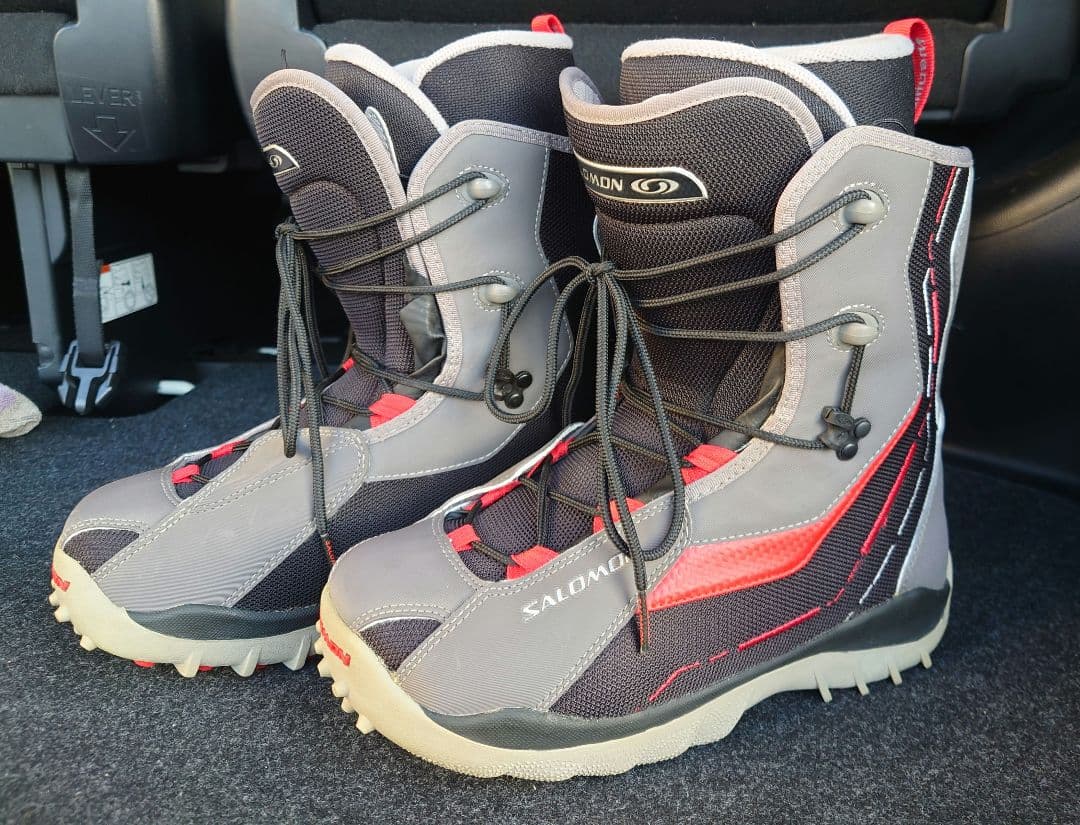 SALOMON スノーボードブーツ 26,5cm
