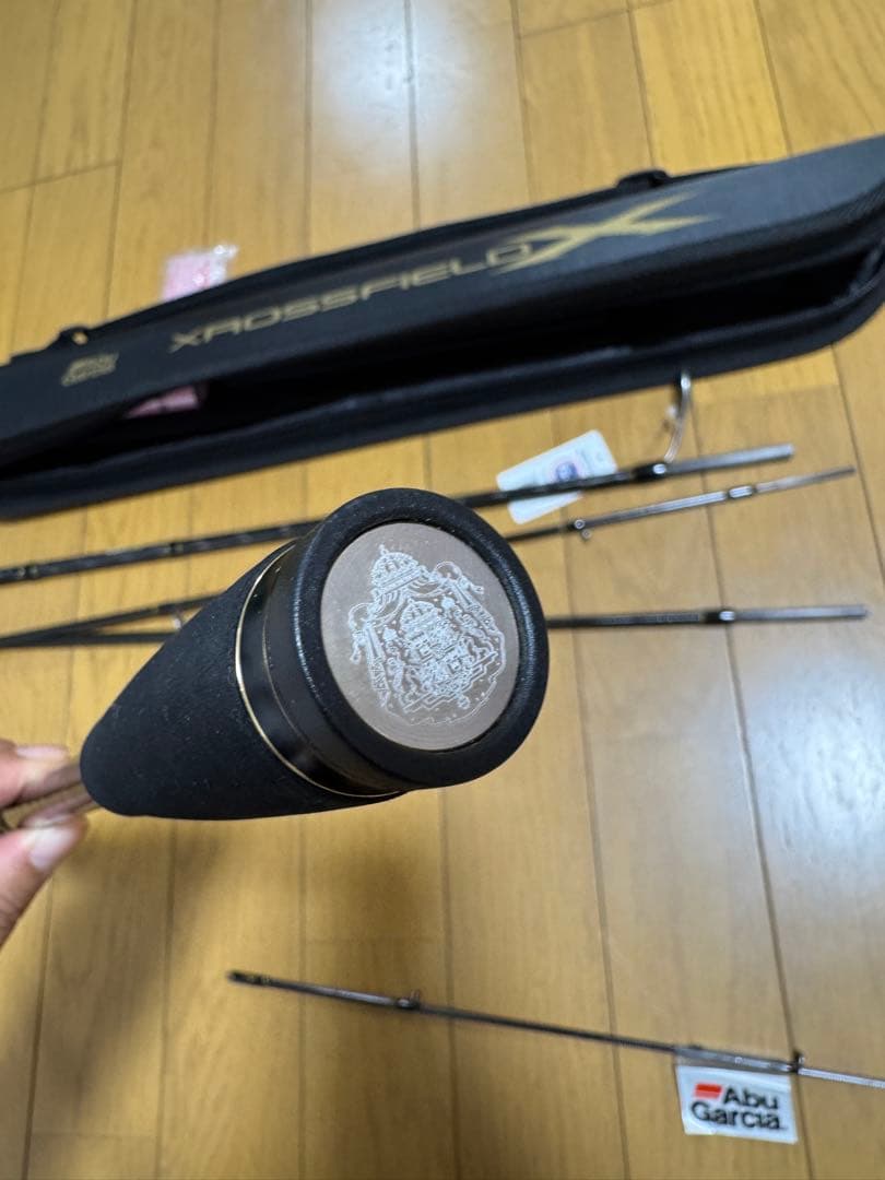 週末値下Abu Garcia XROSSFIELD XRFS-835MB-MB