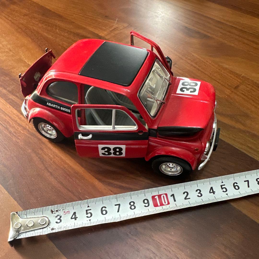 ABARTH 695 SS ミニカー 赤