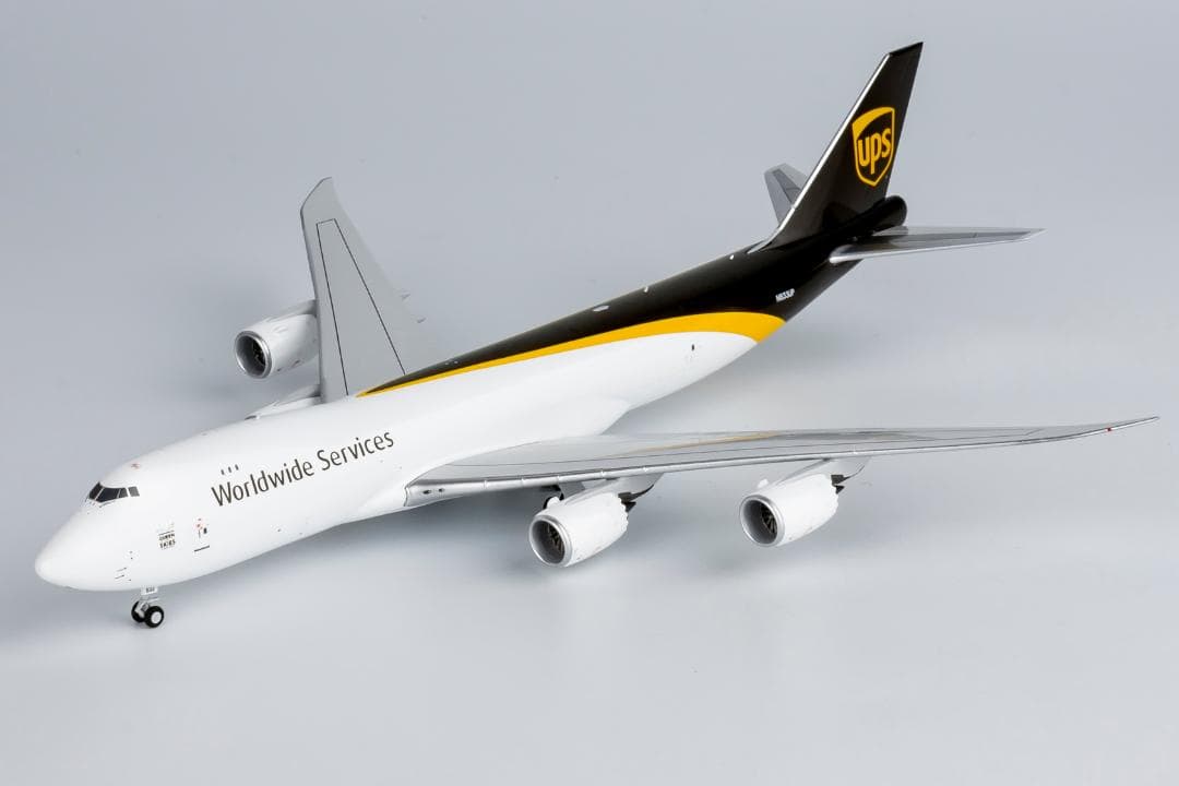 航空機・ヘリコプター UPS 747-8F N633UP 1/400
