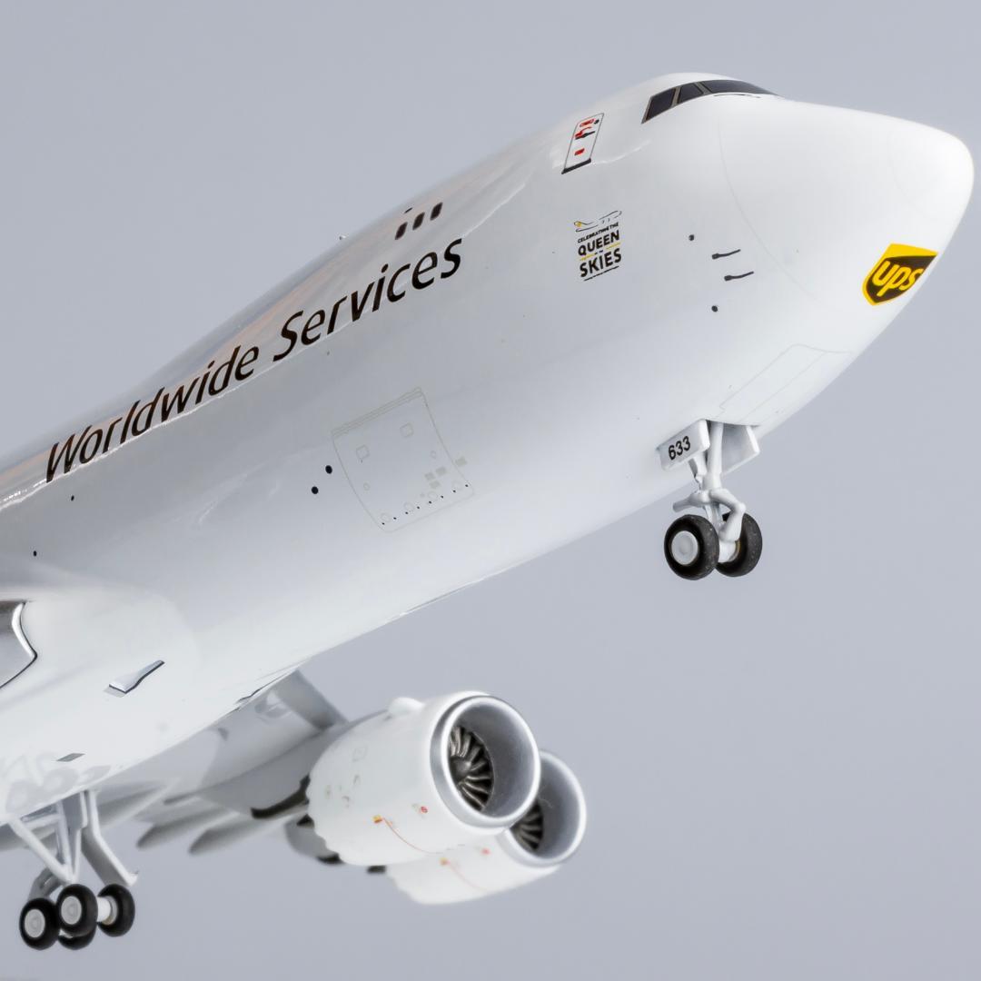 航空機・ヘリコプター UPS 747-8F N633UP 1/400