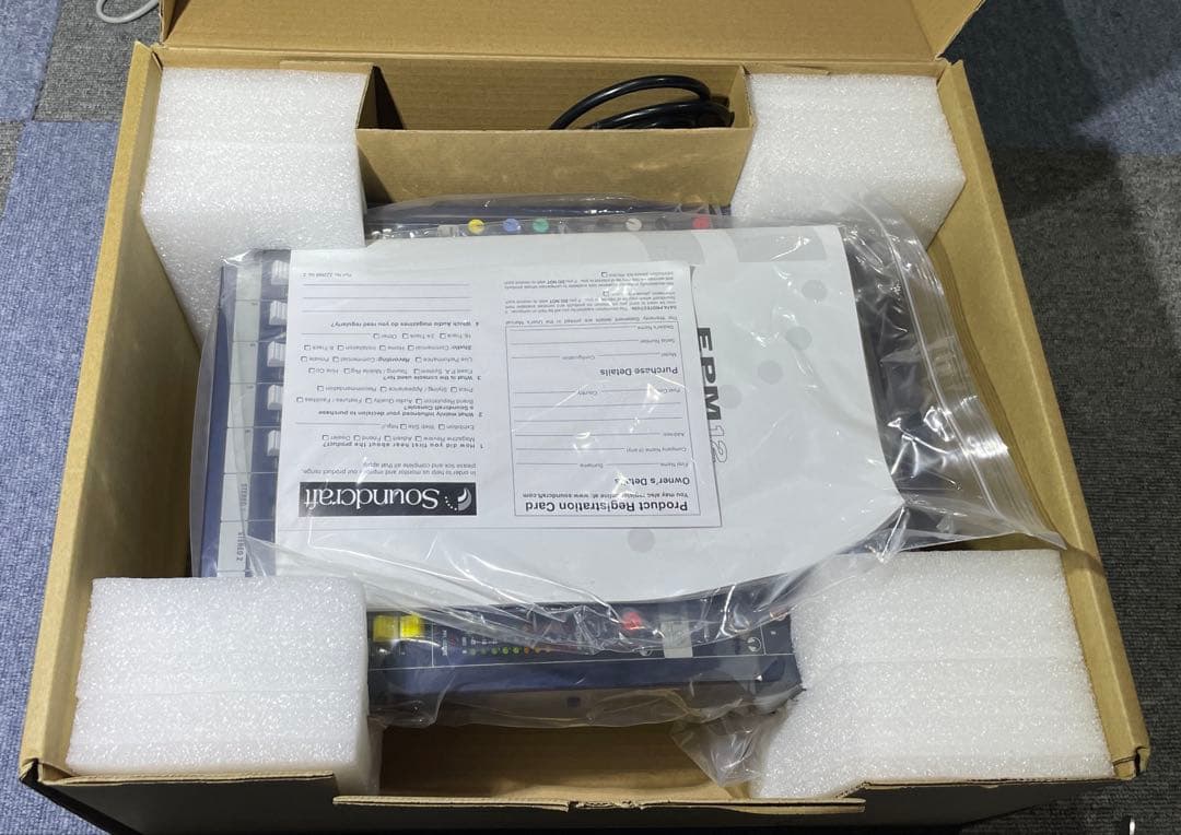 Soundcraft EPM6 アナログミキサー　10ch