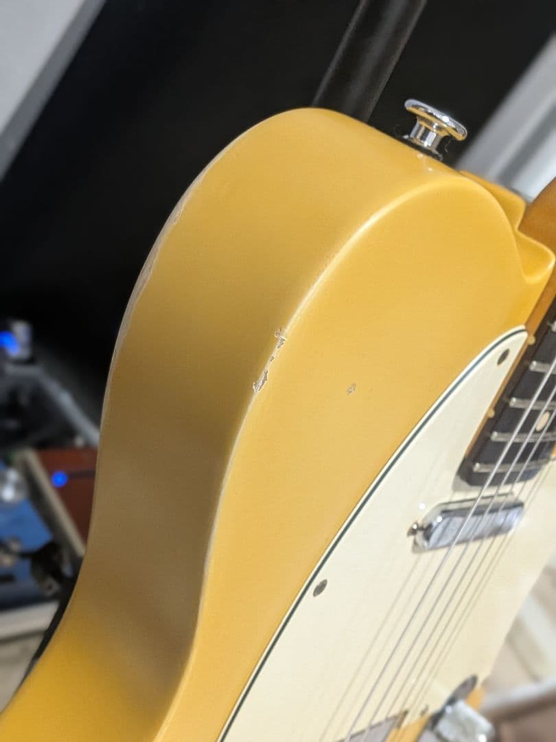 Fender Custom Classic Telecaster バタースコッチ