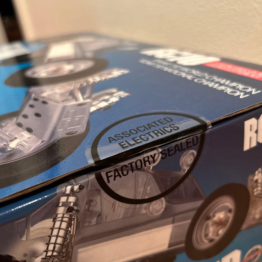 RC10CC クラシック　クリアエディション　アソシエイテッド