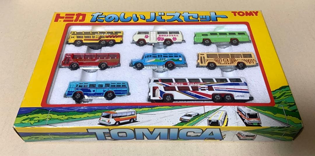 トミカ　たのしいバスセット　日本製