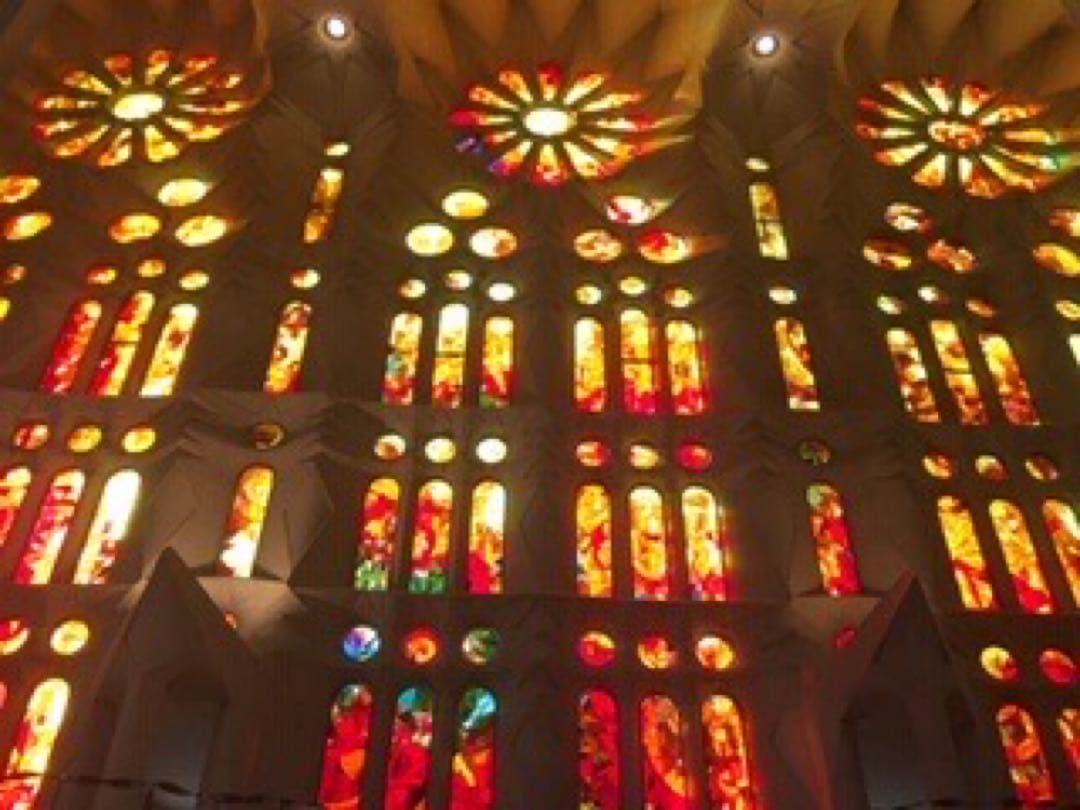 サグラダファミリア買付け❤️パークグエル 赤い木製ヨーヨー★日本未入荷/新品レア