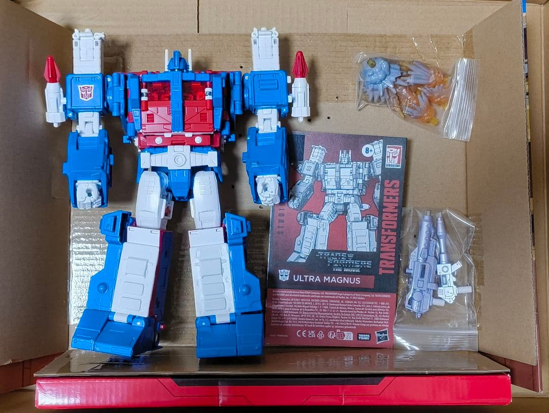 タカラトミー ウルトラマグナス スタジオシリーズ　SS-119 　開封品