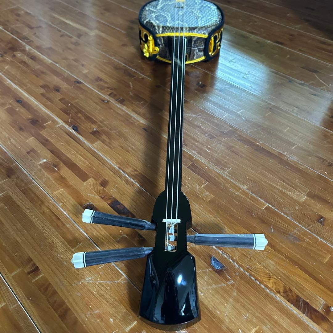 ◼️宮古島より◼️美品本皮三線③◼️沖縄◼️初心者◼️サンプル音源365日の紙飛行機◼️良音