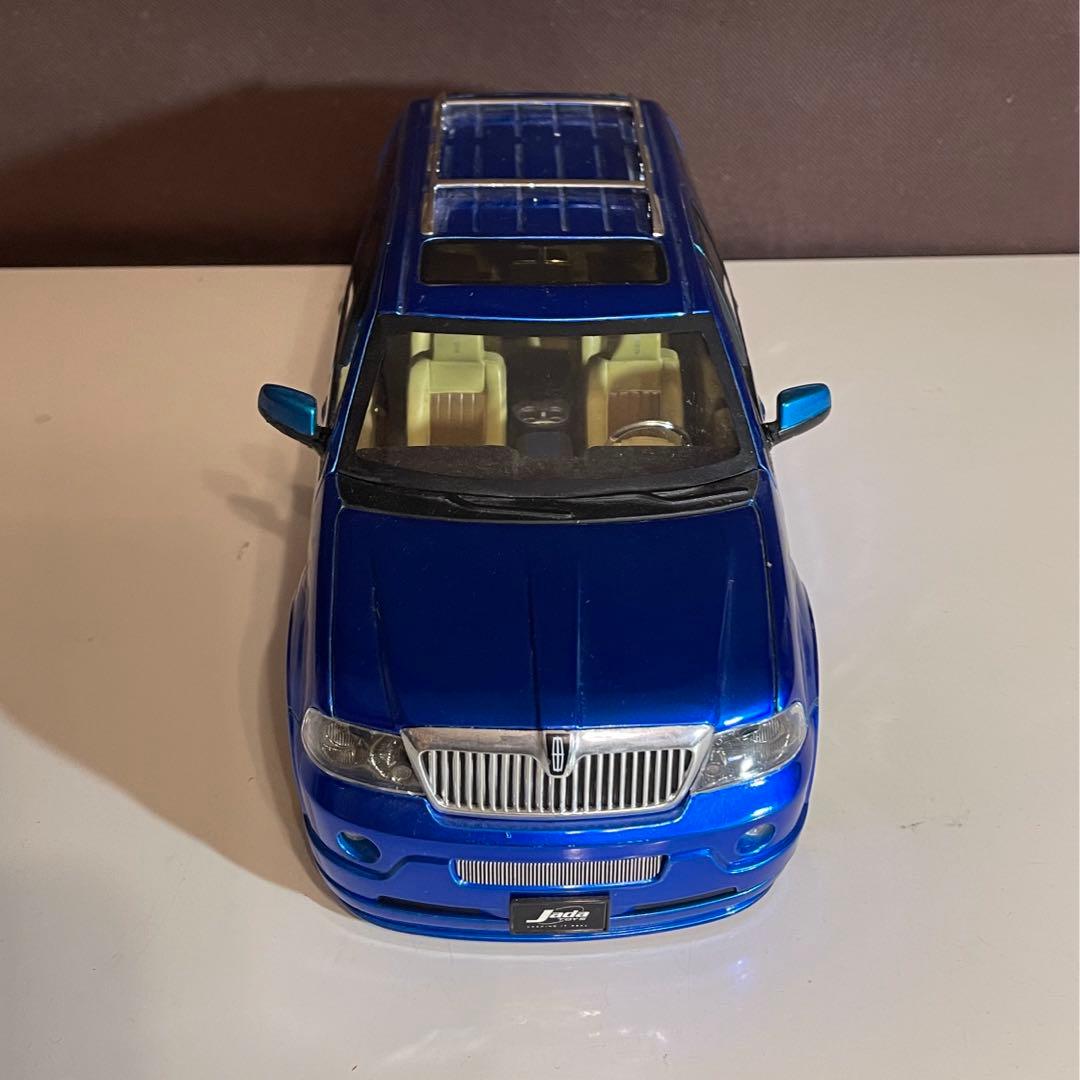Jada 8月末まで LINCOLN NAVIGATOR 300C