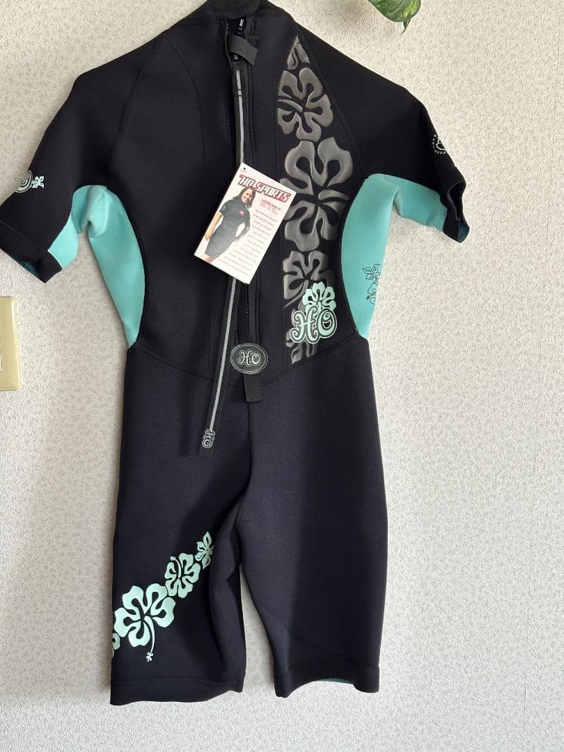 HO Sports ウェットスーツ 可愛いハワイアン柄　Women