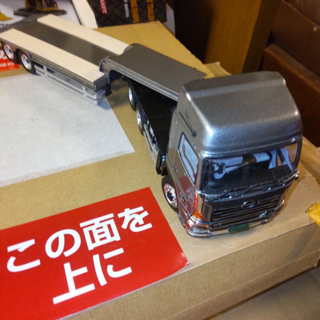 ケンクラフト　日野プロフィア8輪トレーラーセット　　1/50