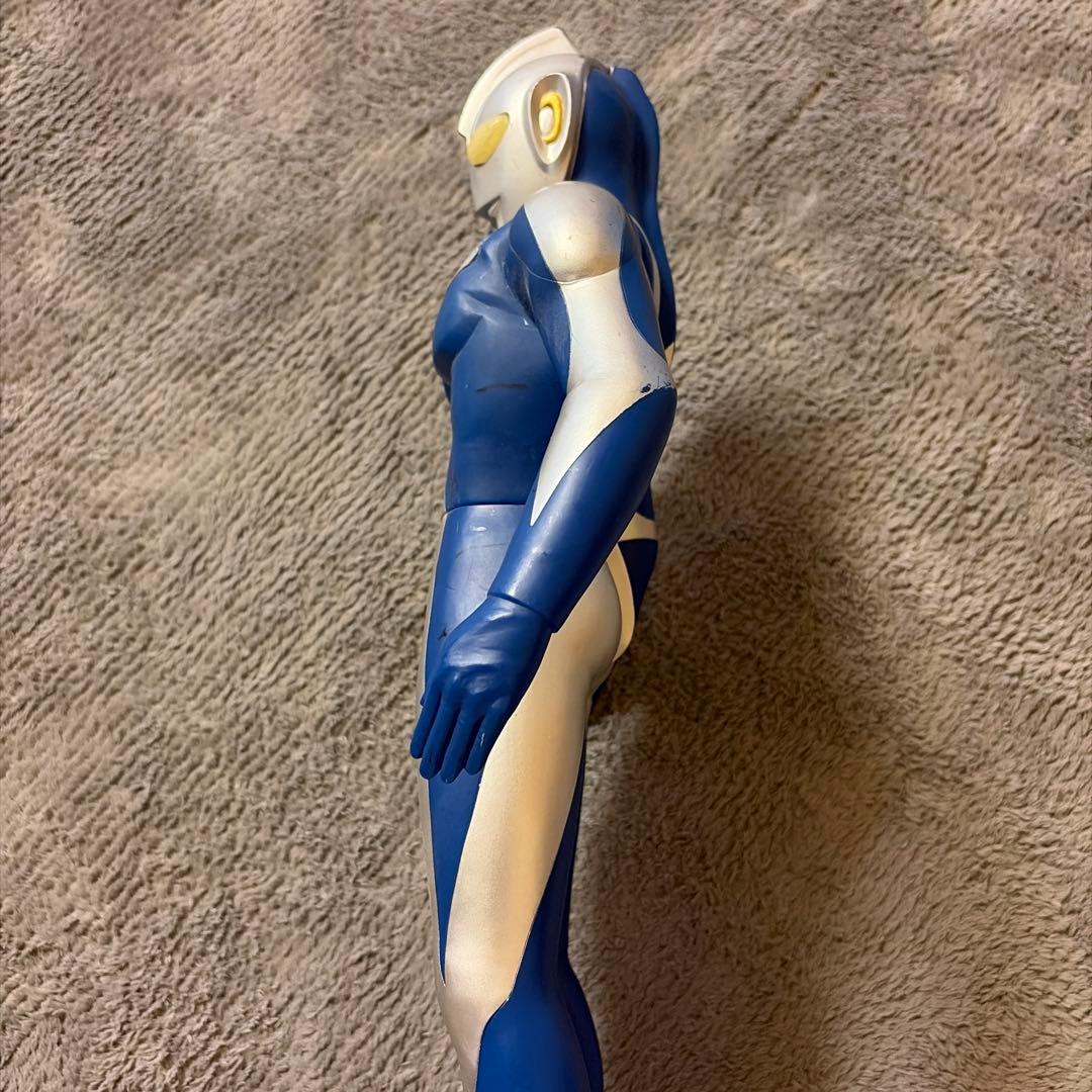 ウルトラマンコスモス　フィギュア