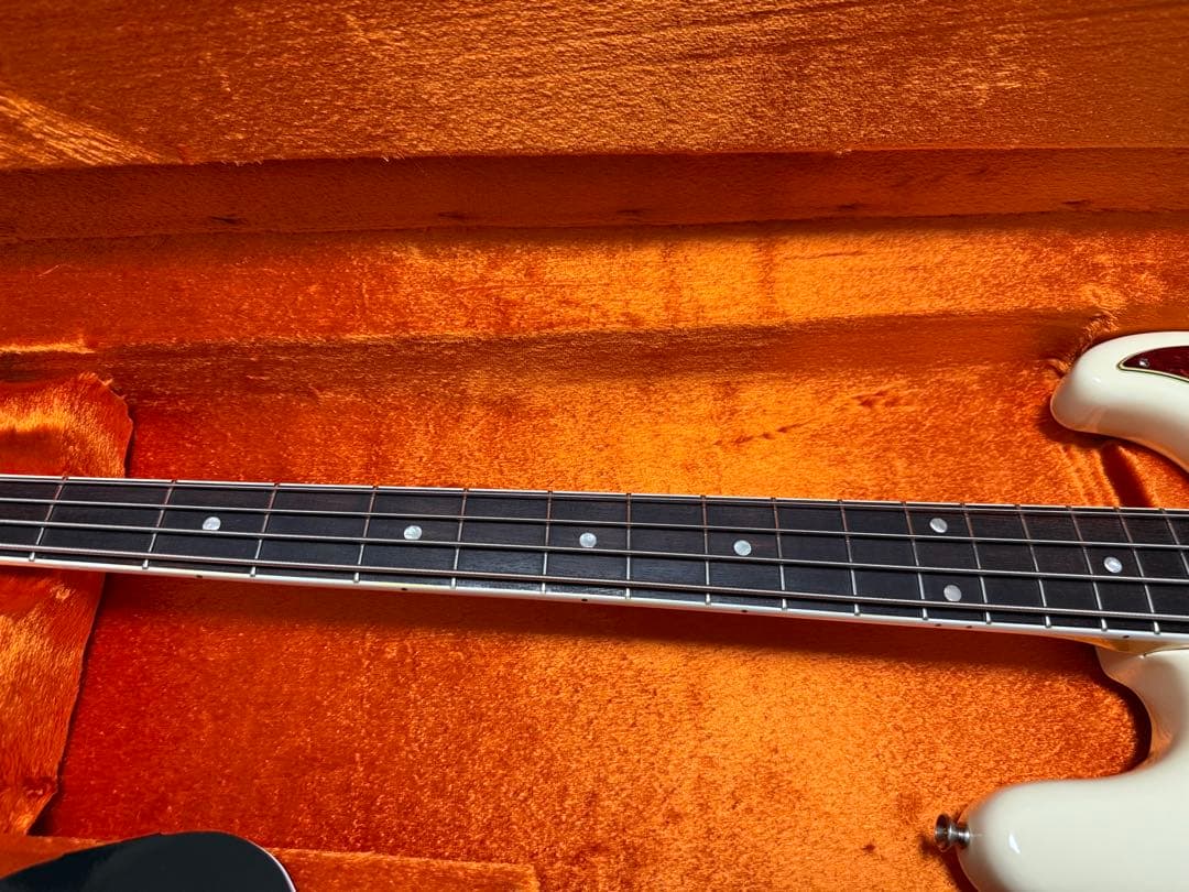 【漆黒指板】fender American Vintage II 1966 JB
