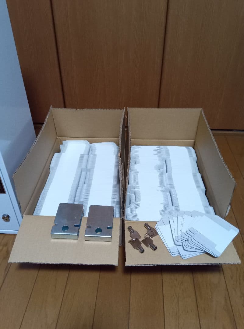 ラスト１台！【大量箱付】自動販売機　自販機　店舗用品　昭和レトロ　業務用